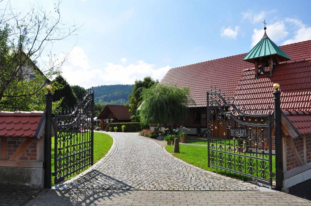 Landhotel Zur Pferdetraenke Schleid Eksteriør billede